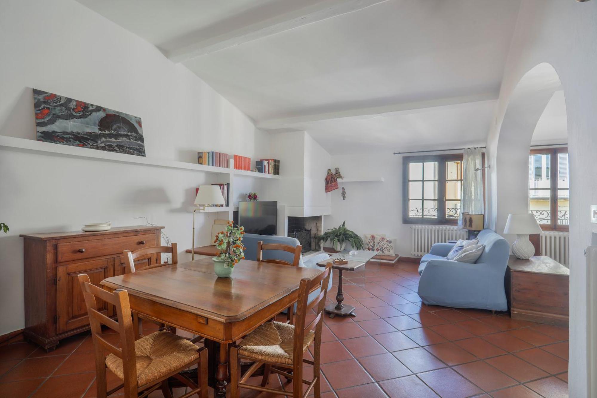 Bright Last-floor With Terrace Apartamento Florença